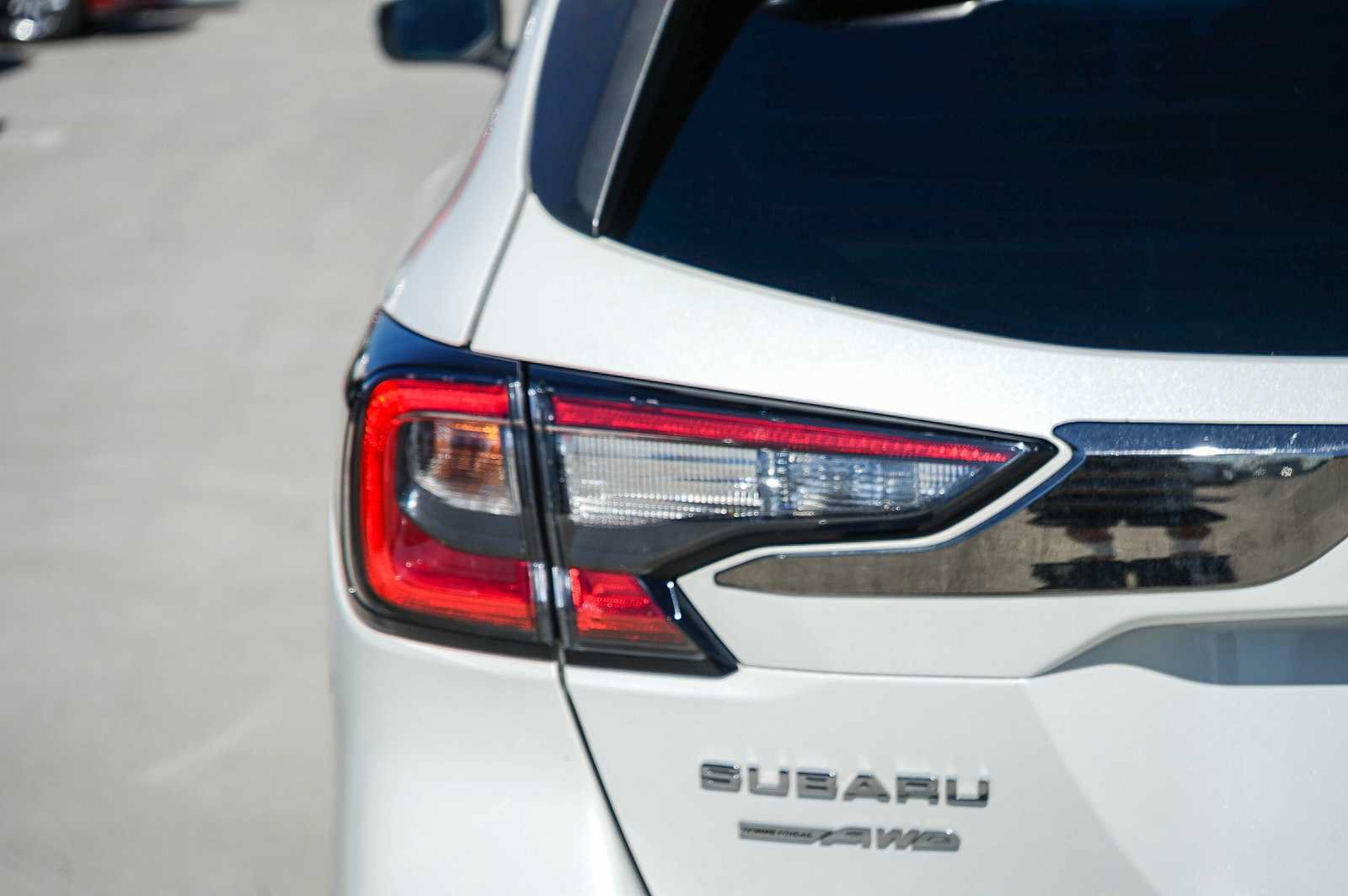 Used 2020 Subaru Outback Touring w/ Tech Package 2 AWD/4WD image 9