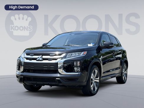 Used 2024 Mitsubishi Outlander Sport SE AWD/4WD image 1