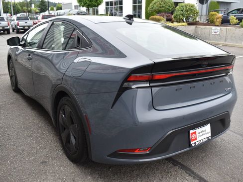 Certified 2026 Toyota Prius LE AWD/4WD image 7