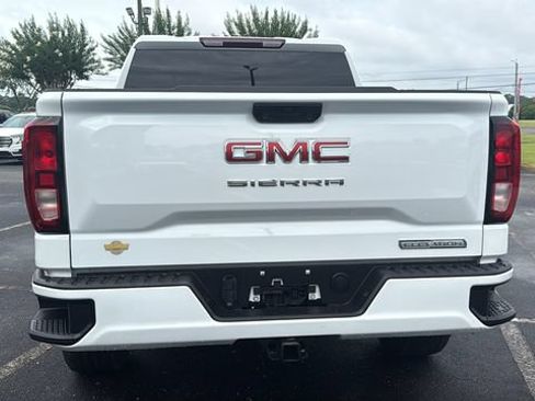 Used 2024 GMC Sierra 1500 Elevation AWD/4WD image 6