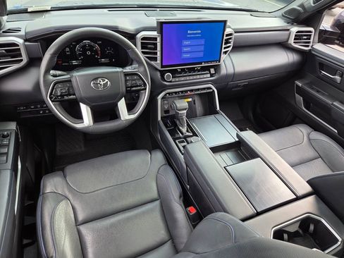 Used 2022 Toyota Tundra Platinum image 9