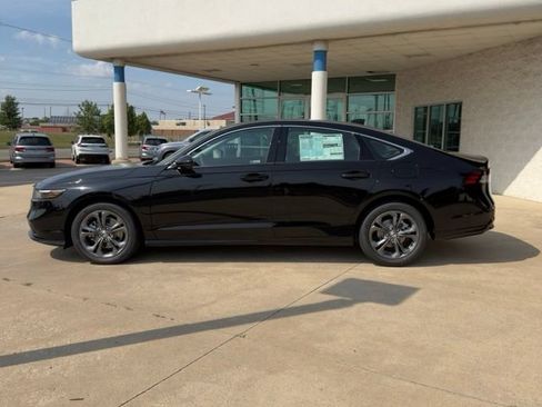 New 2026 Honda Accord EX-L image 2