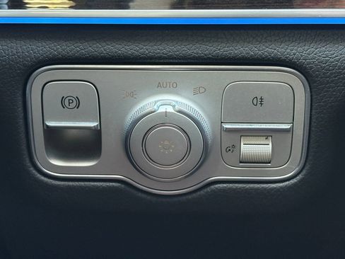 Used 2024 Mercedes-Benz GLS 450 4MATIC image 20