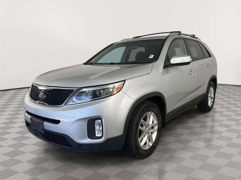 Used 2014 Kia Sorento LX FWD image 3