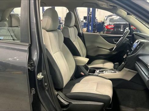 Used 2022 Subaru Forester image 7