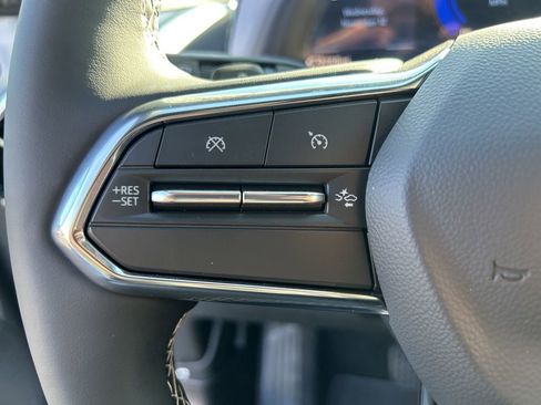 New 2026 Chevrolet Equinox EV LT w/ LPO, Blackout Package FWD image 22
