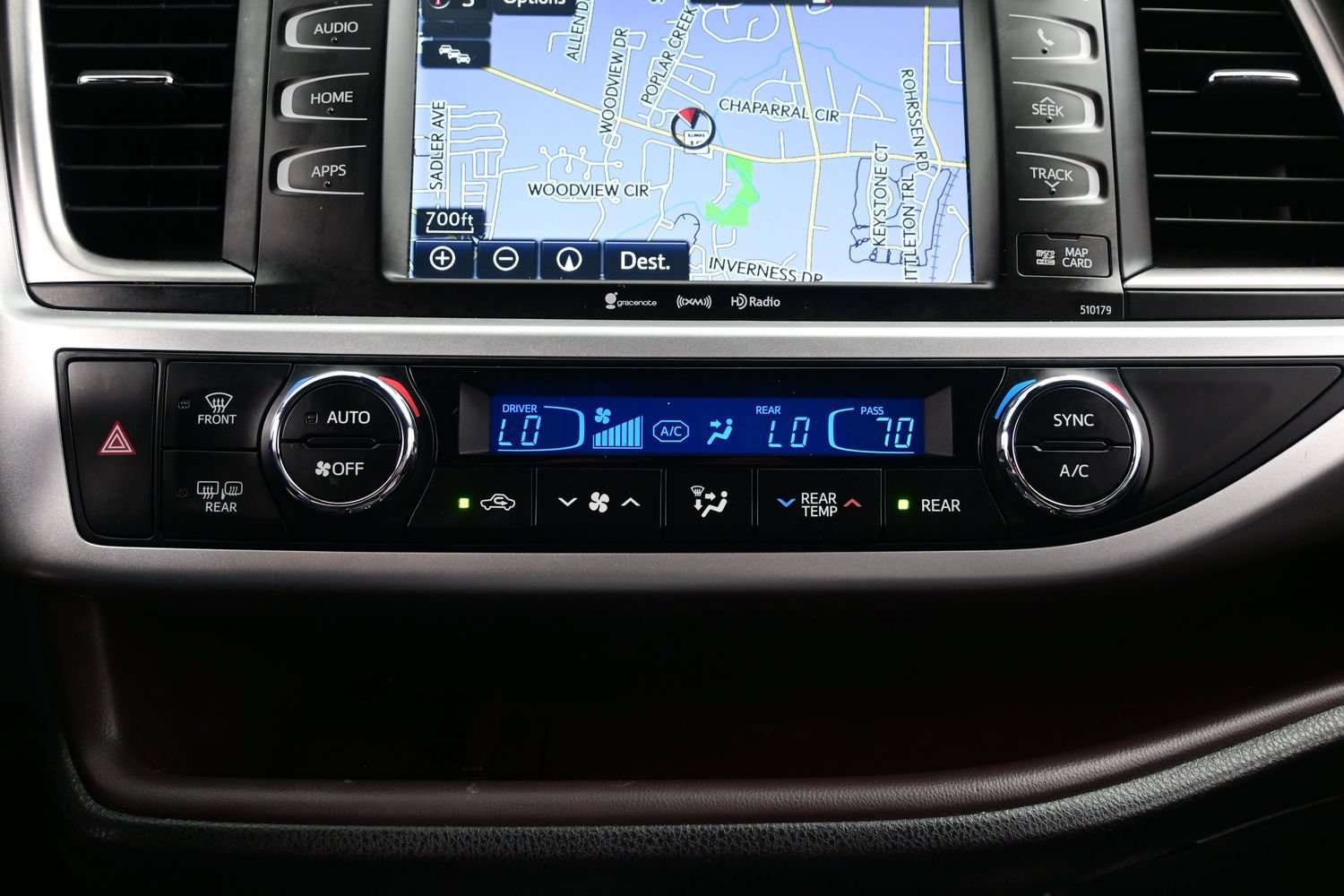 Used 2017 Toyota Highlander XLE AWD/4WD image 22