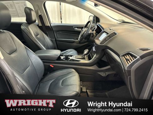 Used 2017 Ford Edge Titanium w/ Equipment Group 301A image 18