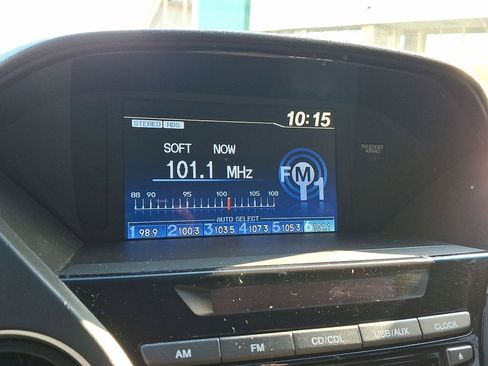 Used 2015 Honda Pilot LX image 22