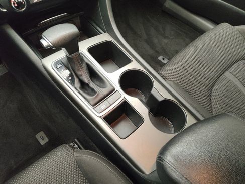 Used 2020 Kia Optima LX FWD image 25