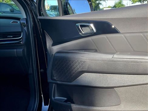 Used 2026 Kia Carnival SX Prestige image 24