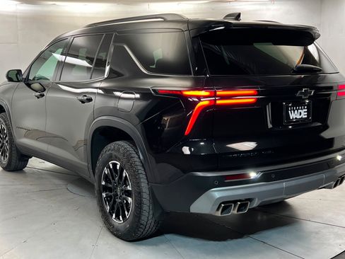 Used 2025 Chevrolet Traverse Z71 w/ LPO, Floor Liner Package AWD/4WD image 3