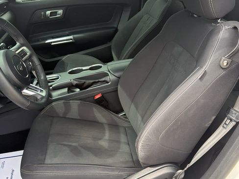 Used 2019 Ford Mustang Coupe w/ Black Accent Package RWD image 11