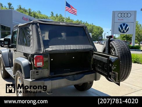Used 2015 Jeep Wrangler Sport w/ Quick Order Package 24S AWD/4WD image 17
