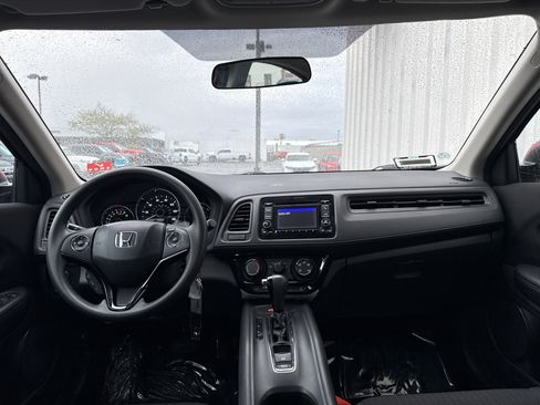 Used 2017 Honda HR-V LX image 14