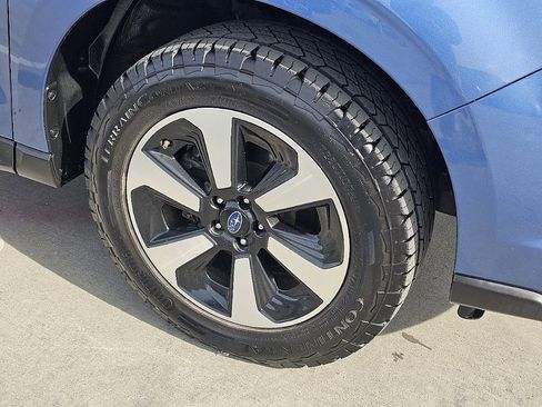 Used 2018 Subaru Forester 2.5i Limited w/ Popular Package #2 image 9