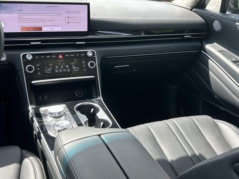 Used 2025 Genesis GV80 2.5T Standard AWD/4WD image 26