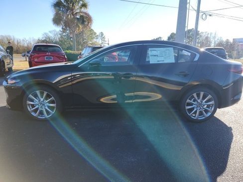New 2026 MAZDA MAZDA3 2.5 S Sedan w/ Preferred Pkg image 6