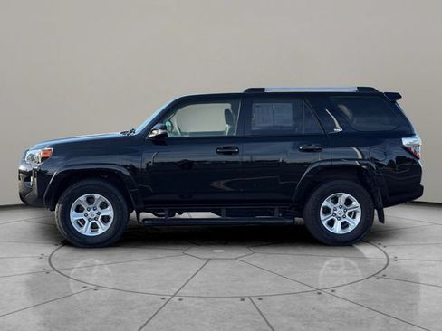 Certified 2021 Toyota 4Runner SR5 Premium w/ Moonroof Package AWD/4WD image 3
