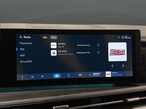 Used 2024 Hyundai Santa Fe Limited image 21