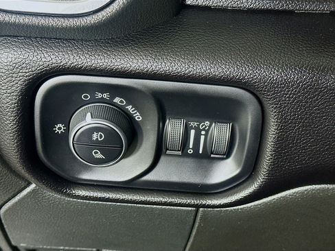 Used 2024 RAM 2500 Laramie image 17