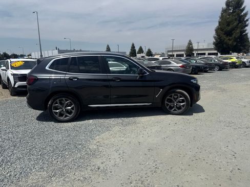 Used 2024 BMW X3 xDrive30i w/ Convenience Package AWD/4WD image 4