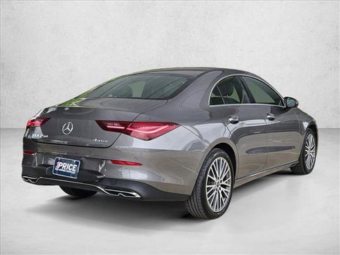 Used 2025 Mercedes-Benz CLA 250 4MATIC image 5
