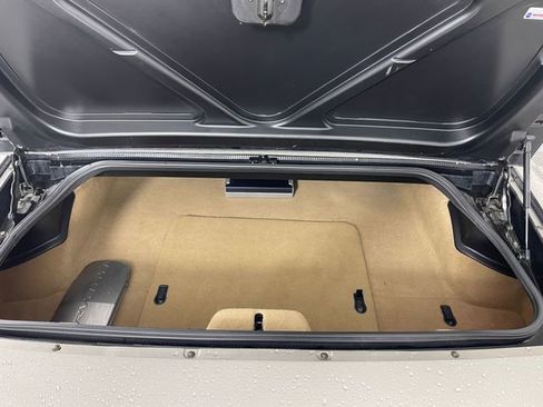 Used 2001 Chevrolet Corvette Convertible w/ Preferred Equipment Group2 image 12