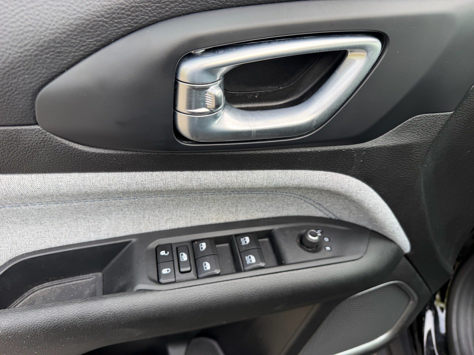 Used 2023 Jeep Compass Sport AWD/4WD image 21