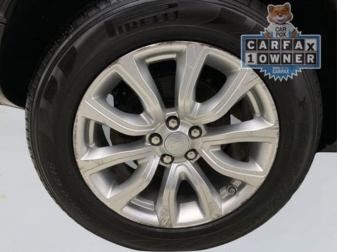 Used 2016 Land Rover Range Rover Evoque SE image 16