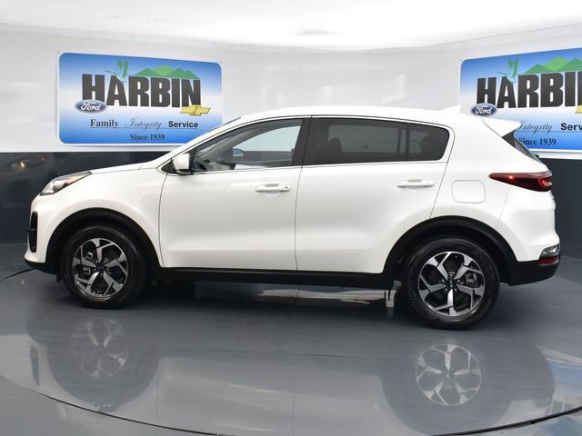 Used 2022 Kia Sportage LX FWD image 2