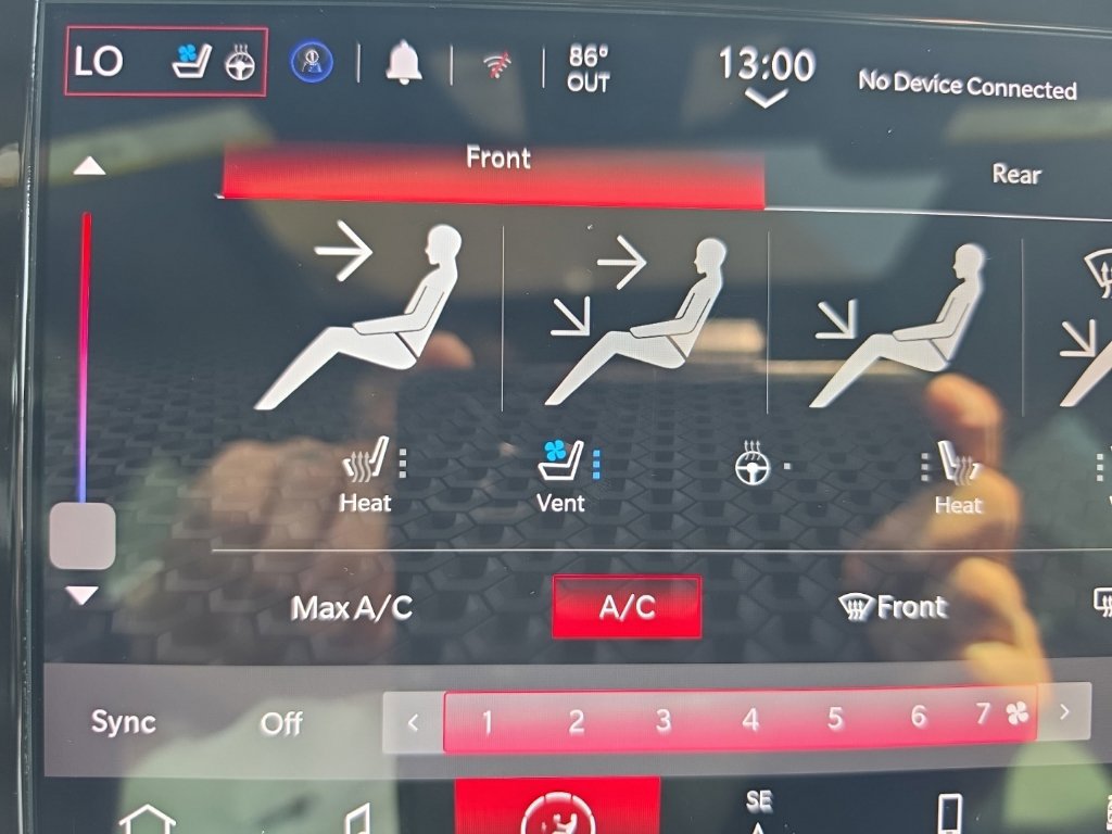 Used 2025 Dodge Durango R/T AWD/4WD image 16