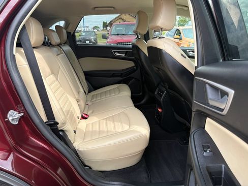 Used 2024 Ford Edge SEL w/ Convenience Package AWD/4WD image 13