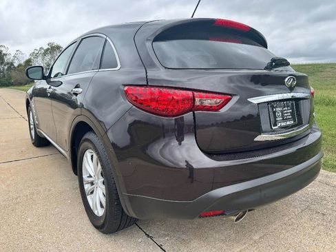 Used 2017 INFINITI QX70 2WD image 8