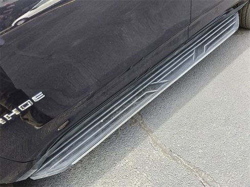 Used 2024 Chevrolet Tahoe LT image 9