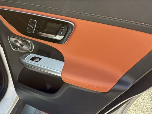 Certified 2023 Mercedes-Benz GLC 300 image 16