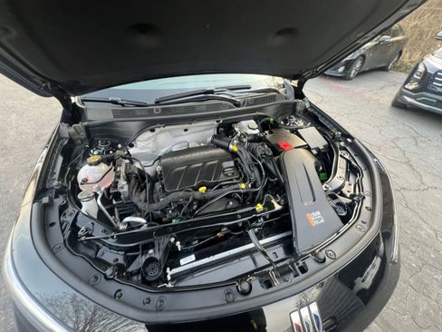 Used 2025 Buick Envista Preferred image 28