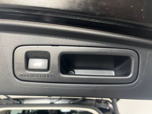 Used 2024 Honda CR-V EX-L image 14