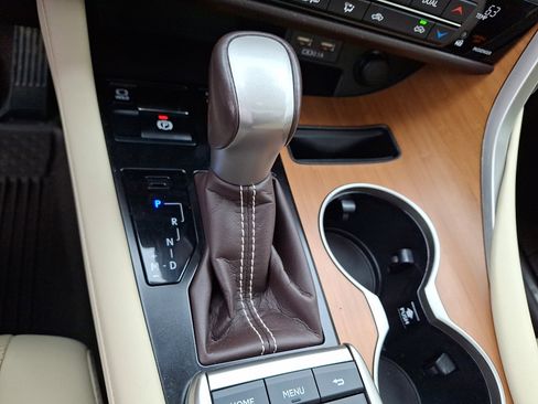 Used 2020 Lexus RX 350 AWD w/ Premium Package image 22