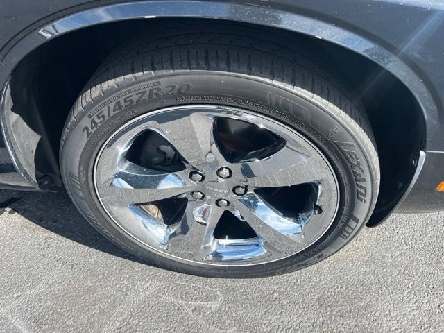 Used 2014 Dodge Challenger SXT Plus RWD image 19