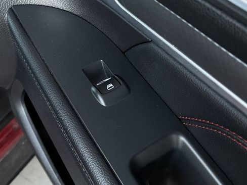 Used 2018 Ford Explorer Sport w/ Equipment Group 401A image 19