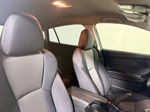 Used 2019 Subaru Crosstrek 2.0i Premium AWD/4WD image 25