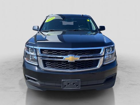 Used 2019 Chevrolet Tahoe LT image 2
