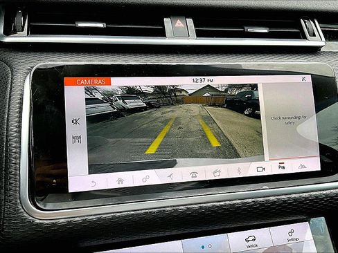 Used 2020 Land Rover Range Rover Velar S image 22