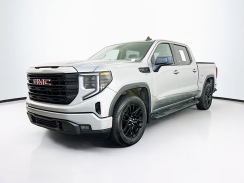 Used 2024 GMC Sierra 1500 Elevation image 3