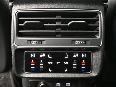 Used 2021 Audi Q7 2.0T Premium Plus w/ Executive Package image 22