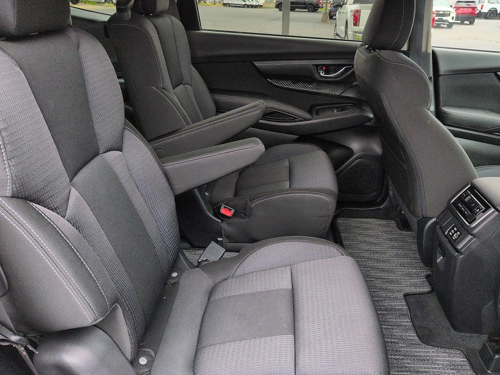 Used 2025 Subaru Ascent Premium AWD/4WD image 11