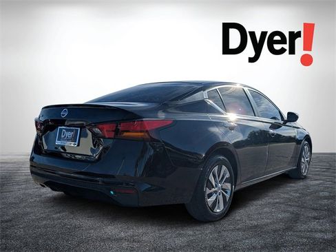 Used 2021 Nissan Altima 2.5 S image 5