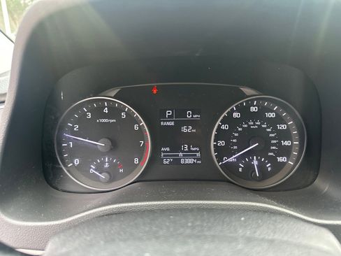 Used 2017 Hyundai Elantra SE image 26