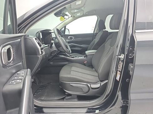 Used 2021 Kia Sorento LX AWD/4WD image 10